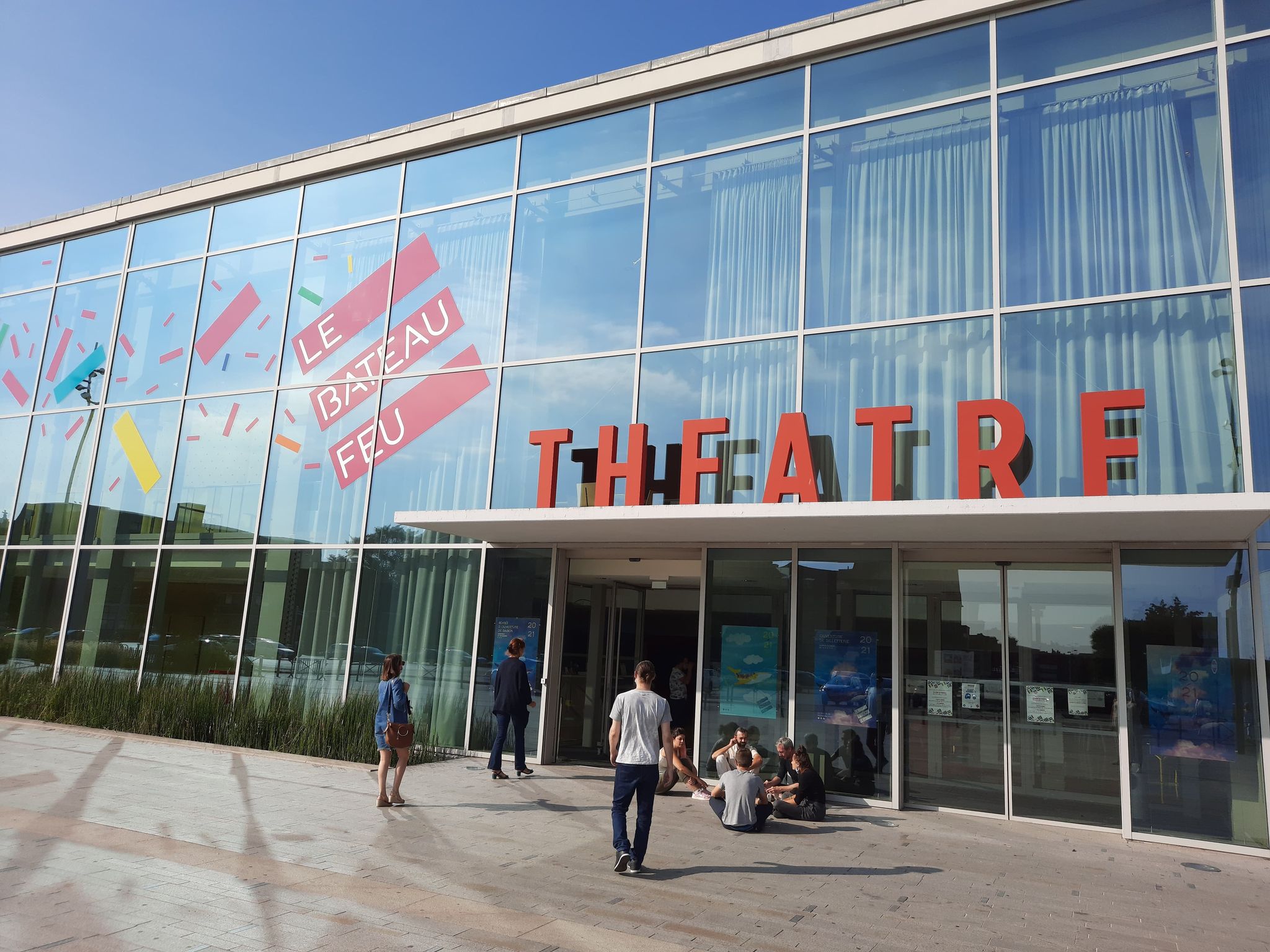 Featured image of post Le bateau feu